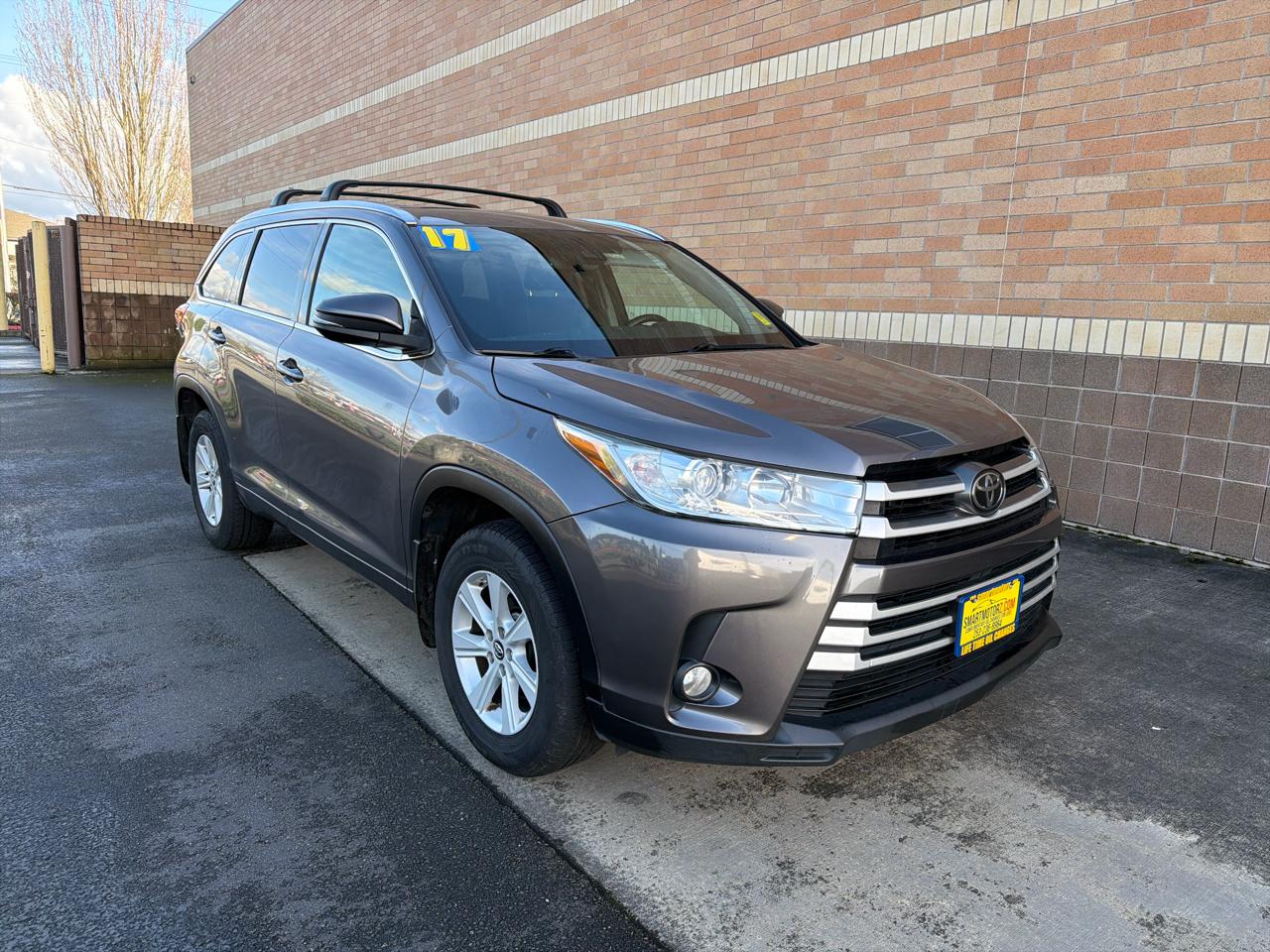 2017 Toyota Highlander for sale in Kent, WA